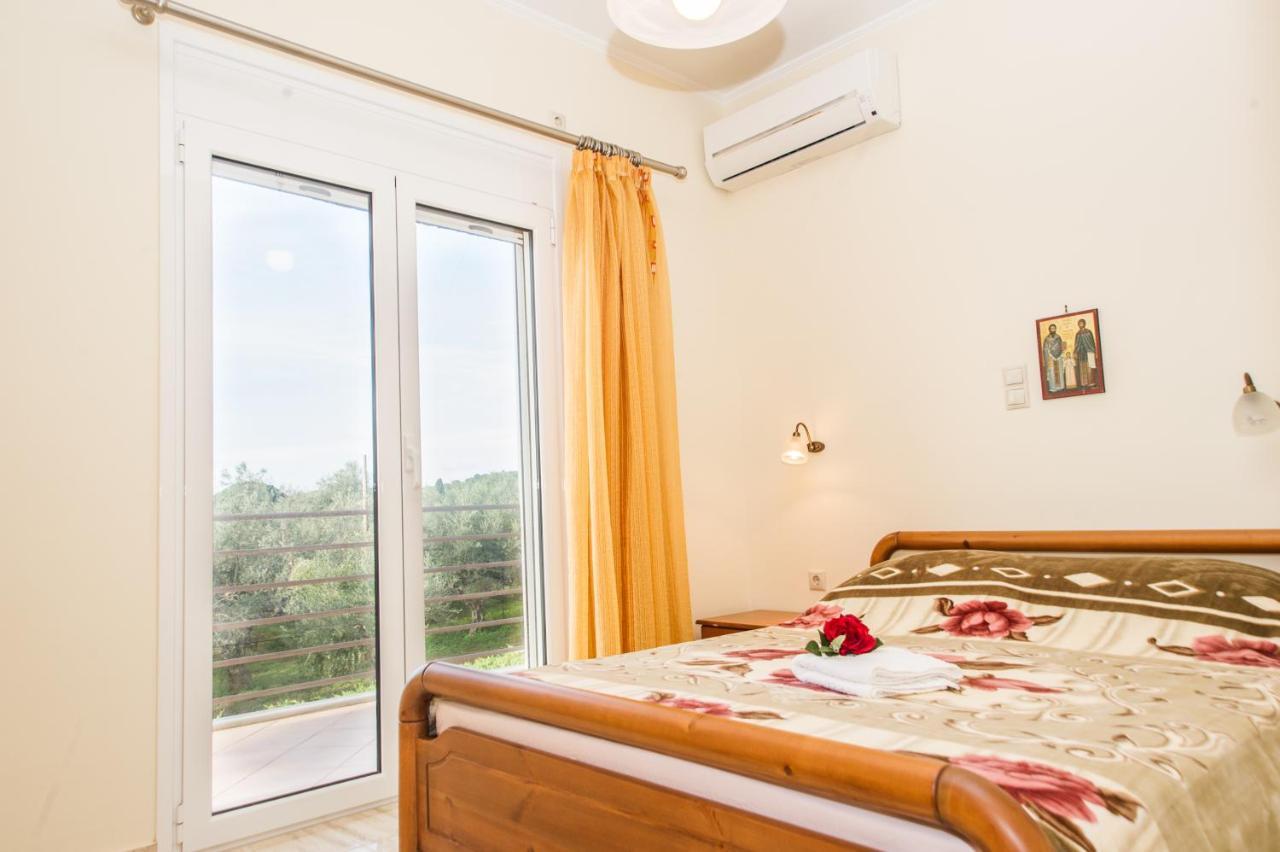 Cozy Flats In An Olive Grove By The Sandy Beach Kanalos Экстерьер фото