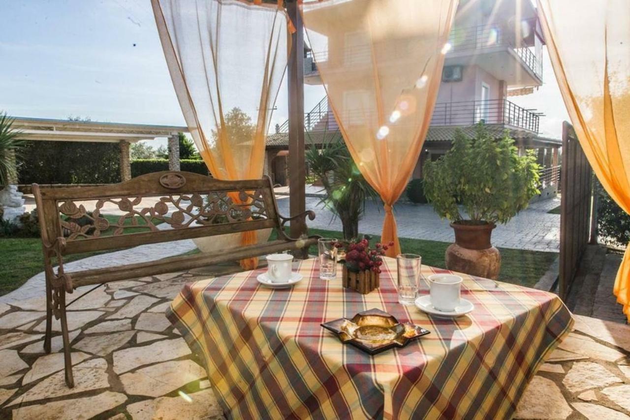 Cozy Flats In An Olive Grove By The Sandy Beach Kanalos Экстерьер фото